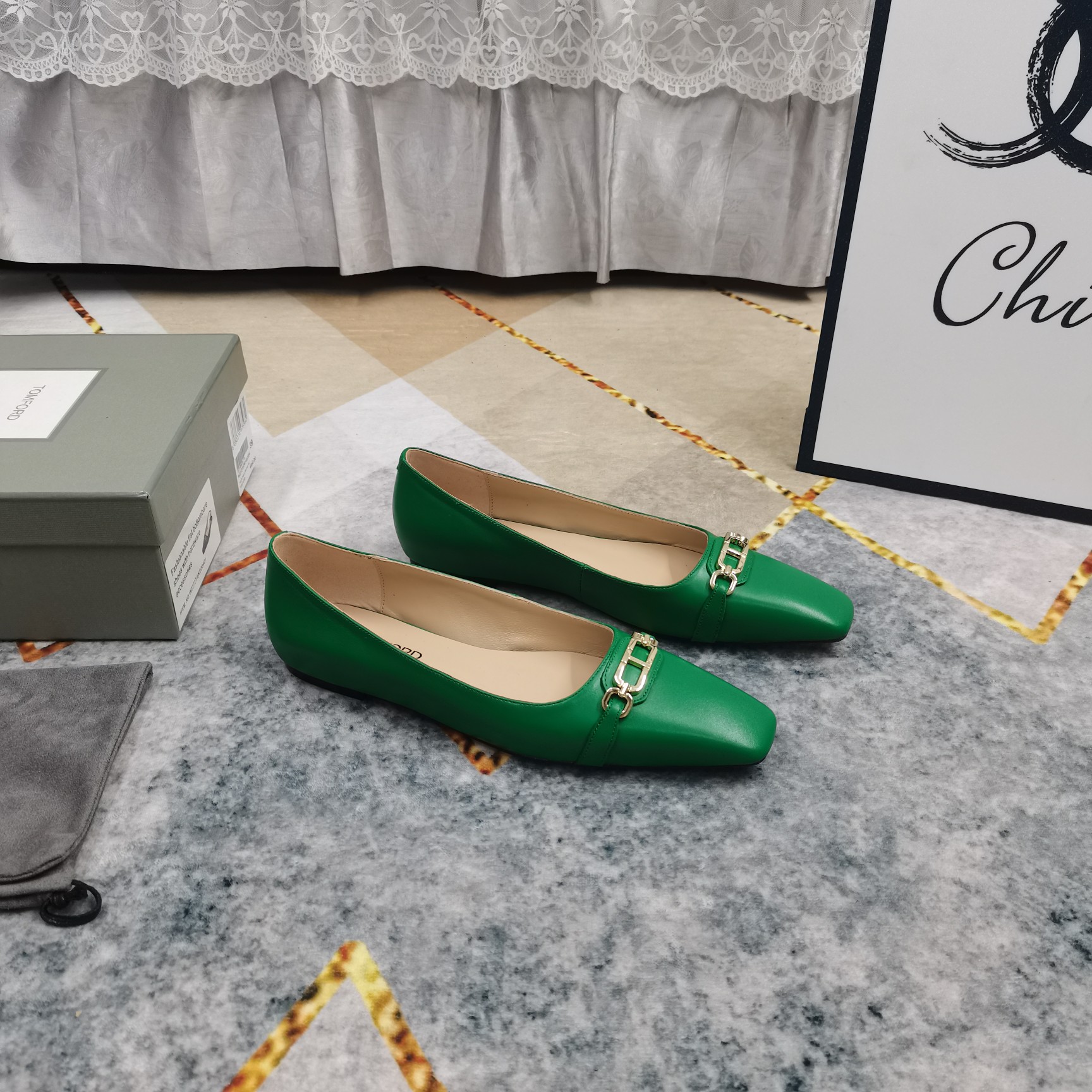 2025 New TOM FORD Metal Button Shoes with AAA Italian Sheepskin - 图片 1