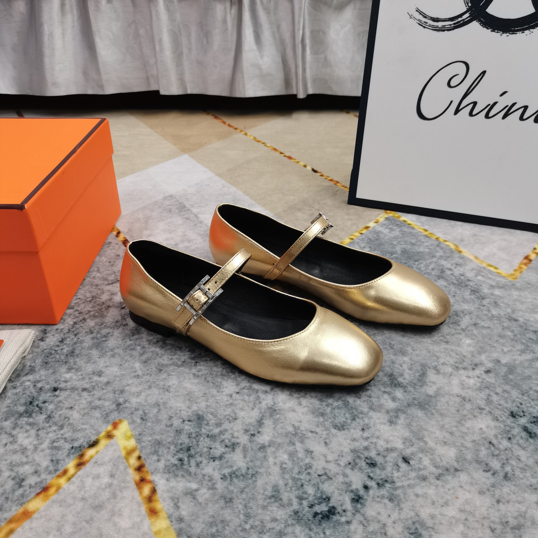 Hermes Women's Mary Jane Leather Ballet Flats Comfortable Shoes 3 a1743508847917 7101