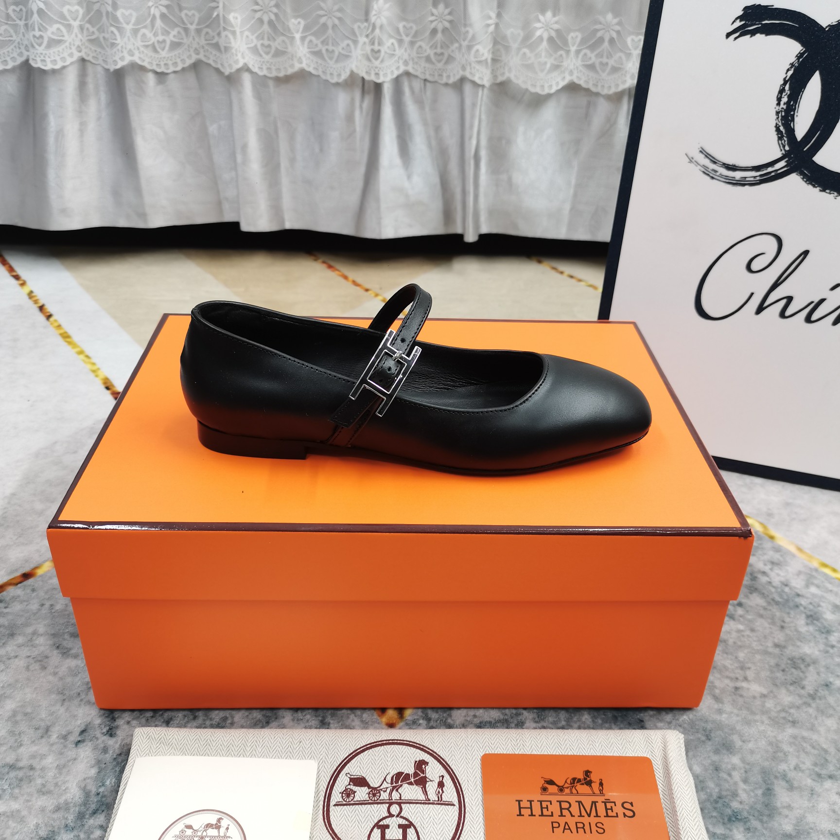 Hermès Women's Black Leather Mary Jane Ballet Flats with Buckle Strap 7 a1743509438838 8532
