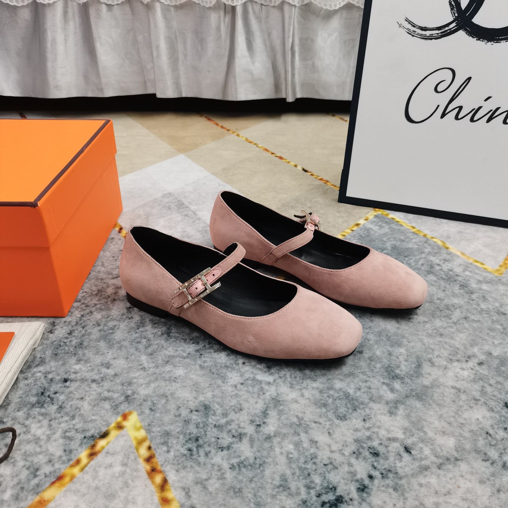 Hermes Mary Jane Shoes - Comfortable & Stylish Designer Flats for Women 3 a1743510215274 0776