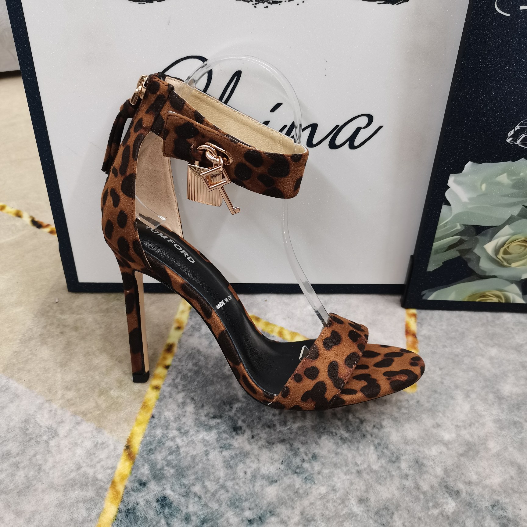 “New TOM FORD High-Run Sheepskin Shoes: Italian Luxury with AAA Quality Details” - 图片 5