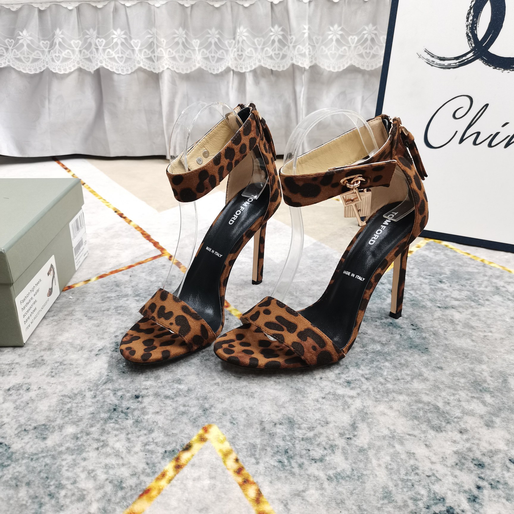 “New TOM FORD High-Run Sheepskin Shoes: Italian Luxury with AAA Quality Details” - 图片 4