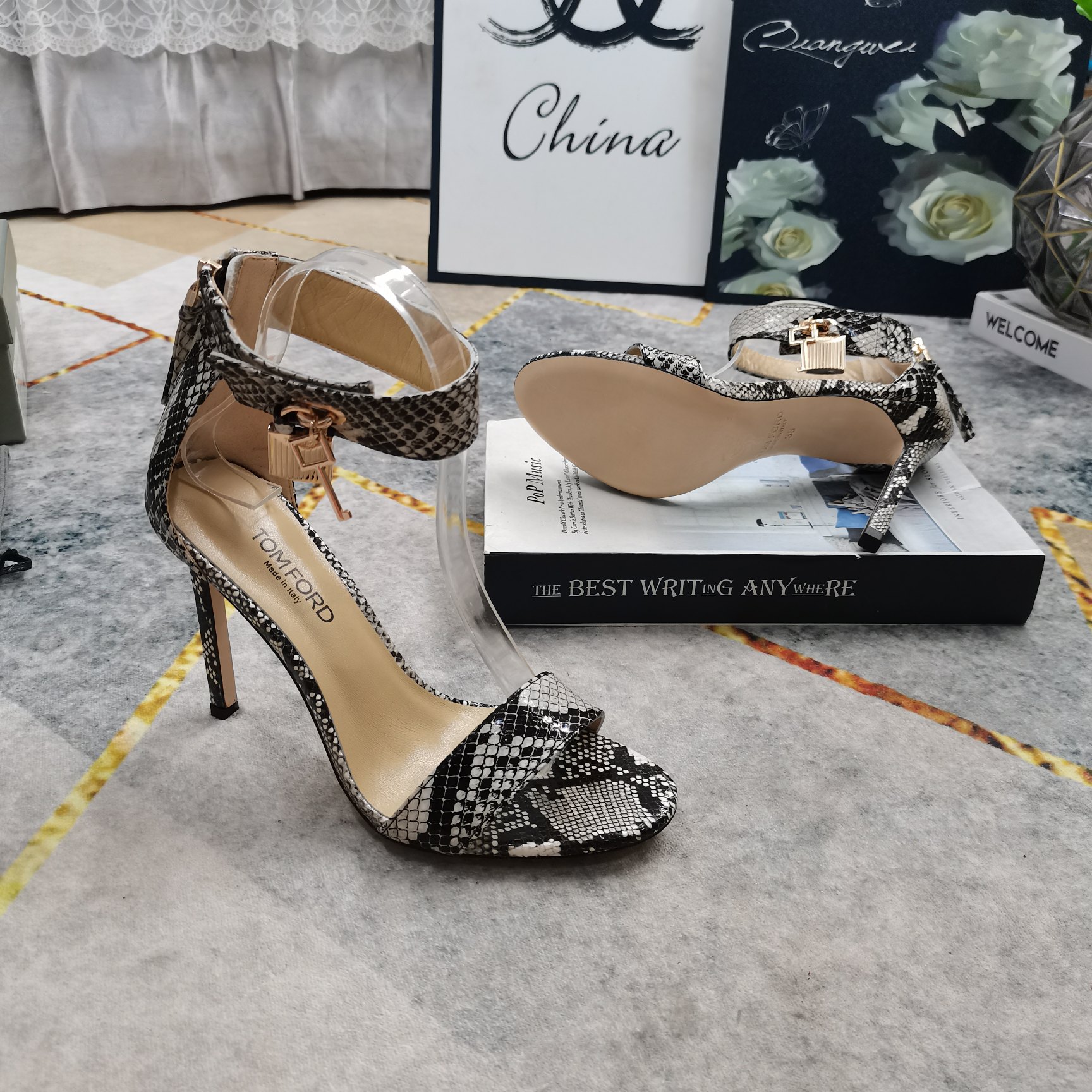 “New TOM FORD High-Run Sheepskin Locks and Zippers – Italian AAA Class Quality Shoes for Women” - 图片 9