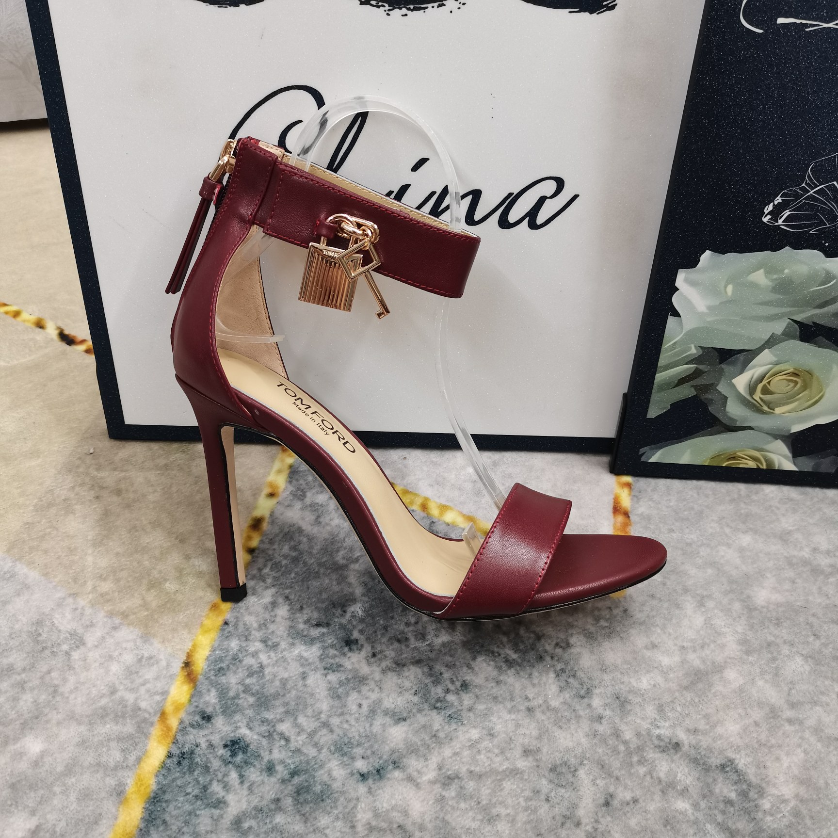 “New TOM FORD High-Run Sheepskin Shoes from Italy – Perfect Details, AAA Quality, 8 Colors, Size 34-43” - 图片 5