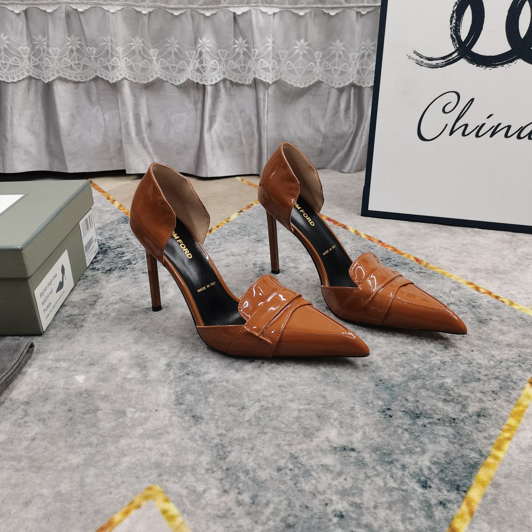 Tom Ford Brown Pointed-Toe Pumps