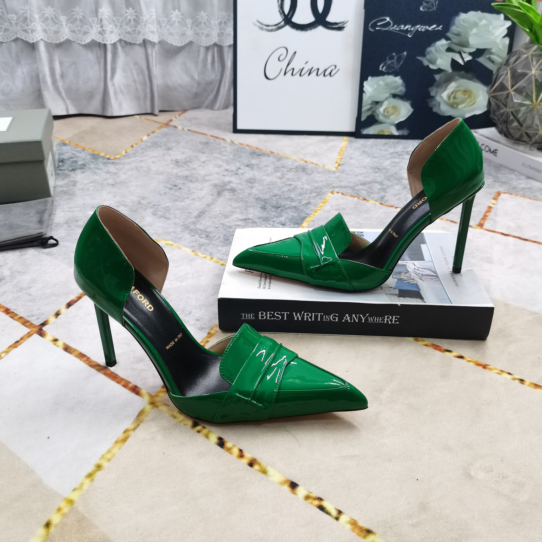 Tom Ford Green Pointed-Toe Pumps