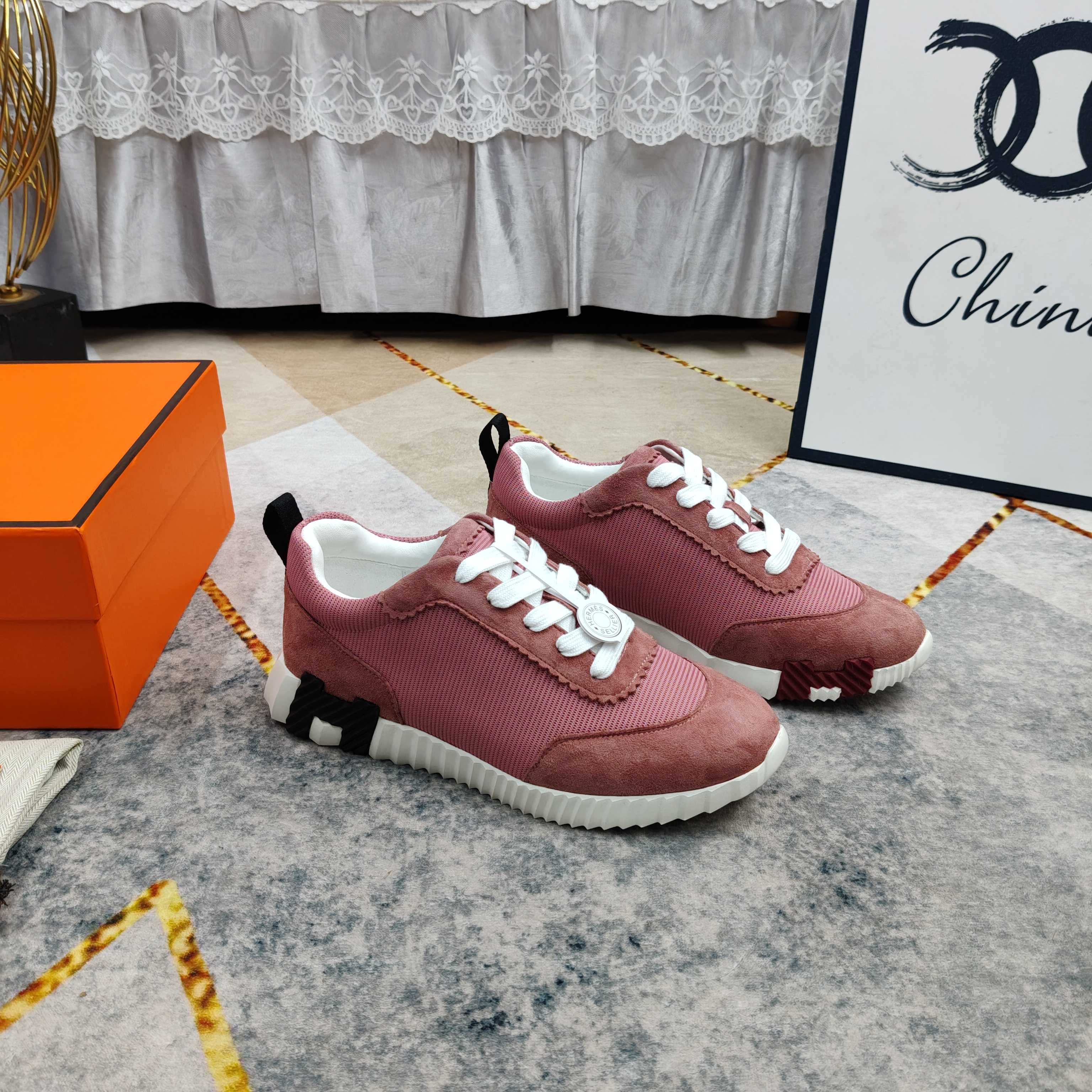 NO:780141,Men and women, new colors shipped - HERMES low-top casual shoes, imported Yangjing spliced ​​striped fabric, outsole ultra-light IP material (cotton foot feel), heel height 3.5cm, size female 35-41 (customized at 41), male 39-44 (customized at 45), casual shoes/sports shoes, hermes, sneakers, sheep19860909男女 新配色出货—HERMES·低帮休闲鞋 面料进口羊京拼接条纹布 大底超轻IP材质（踩棉花脚感） 跟高3.5cm Size女35-41（41订做）男39-44（45订做）,休闲鞋/运动鞋,hermes,sneakers,sheep,Women's Shoes