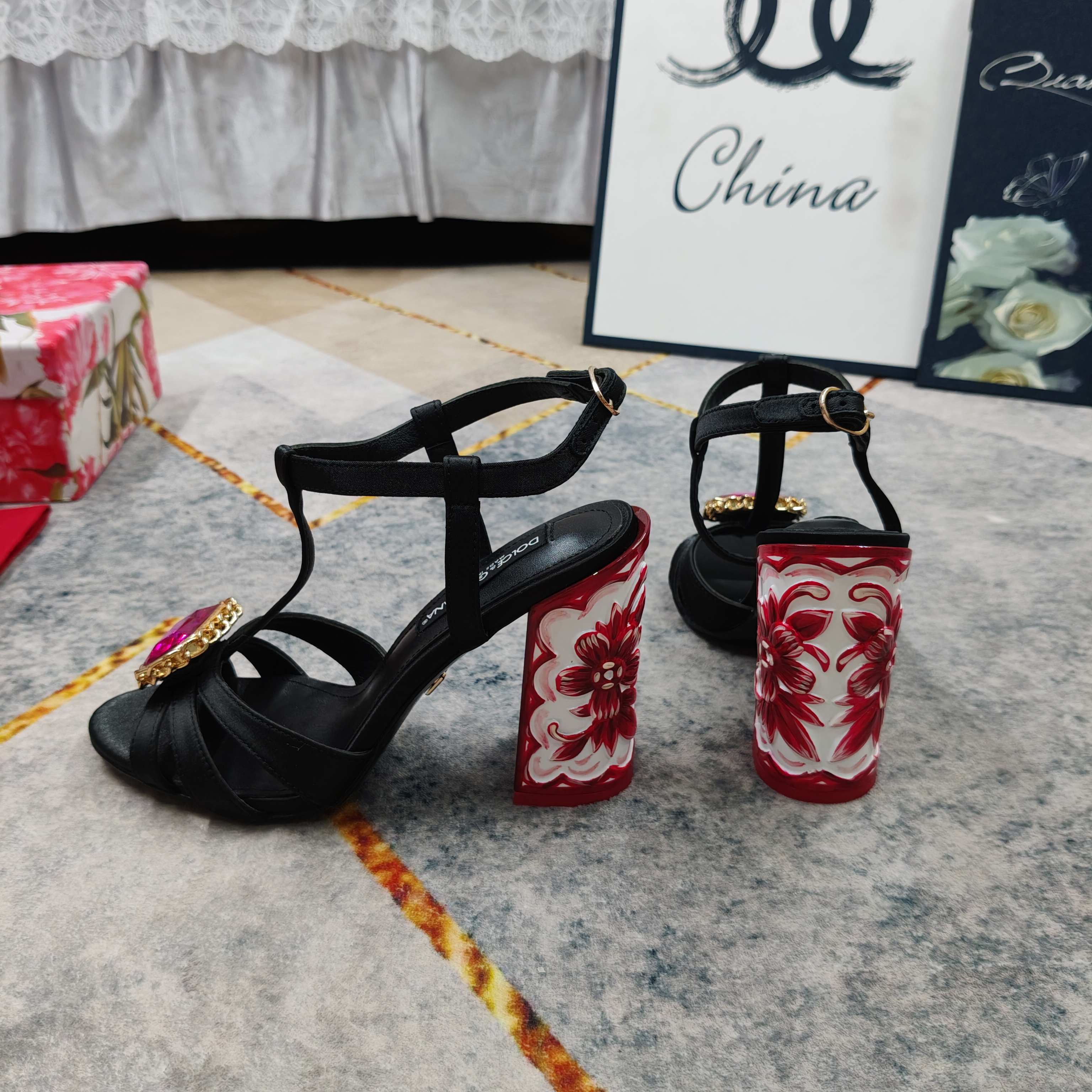 D&G Black Satin Magenta Crystal Carved Block Heels