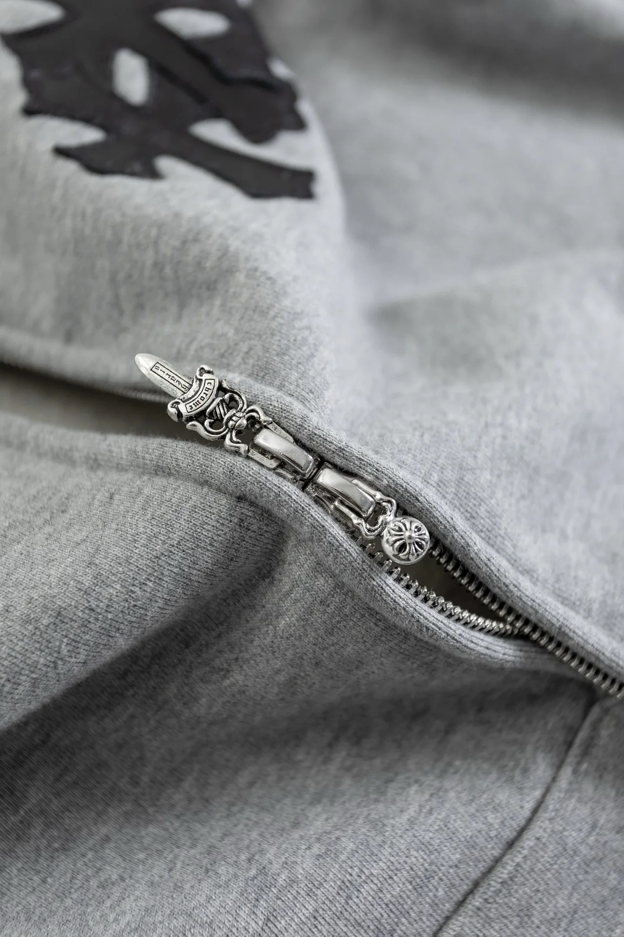 高版本Chrome Hearts 克罗心 皮标十字开衫连帽外套