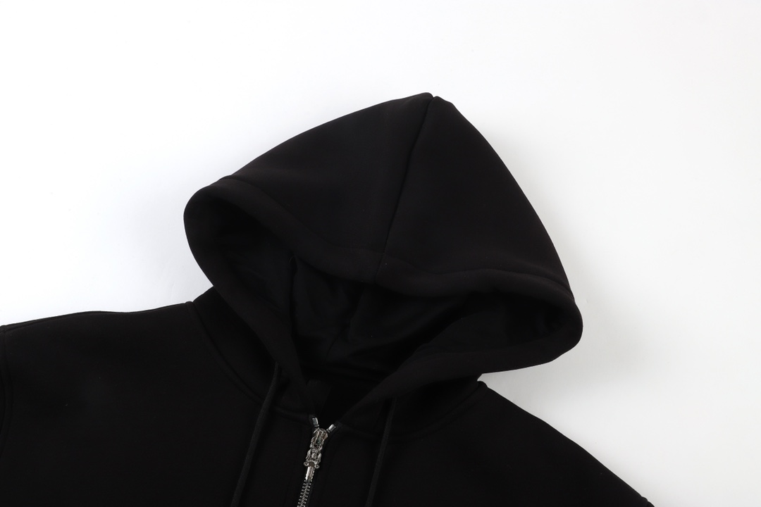 高版本Chrome hearts克罗心 刺绣皮标马蹄十字开衫拉链外套