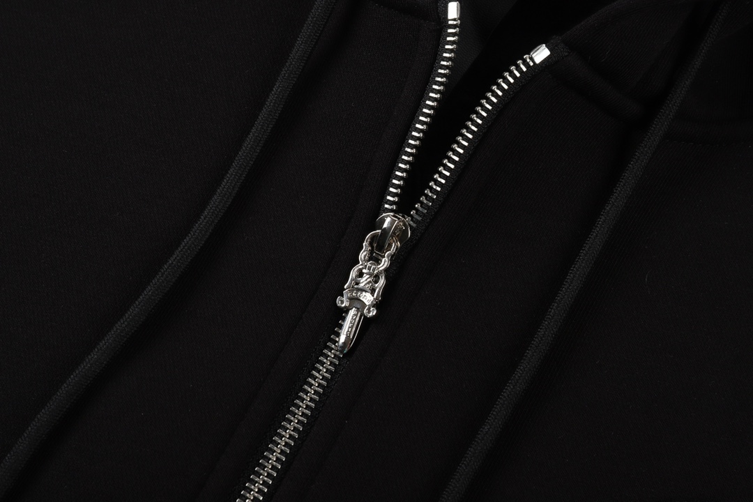 高版本Chrome hearts克罗心 刺绣皮标马蹄十字开衫拉链外套