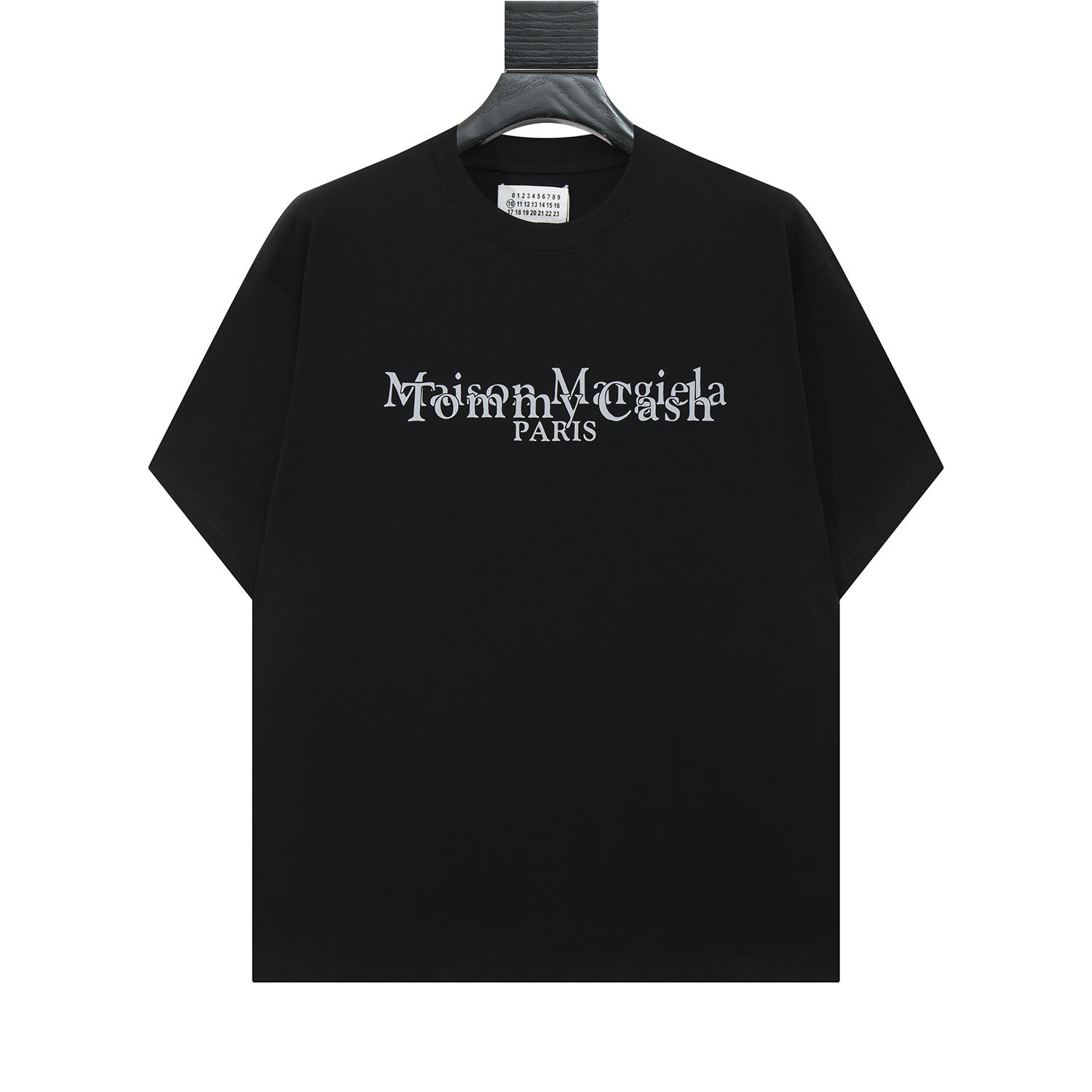 高版本MaisonMargiela/马吉拉 x Tommy Cash联名款数字印花短袖