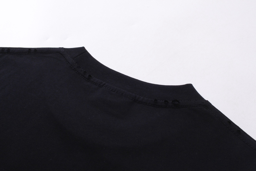 高版本BALENCIAGA/巴黎世家 做旧龟裂反字母印花短袖T恤