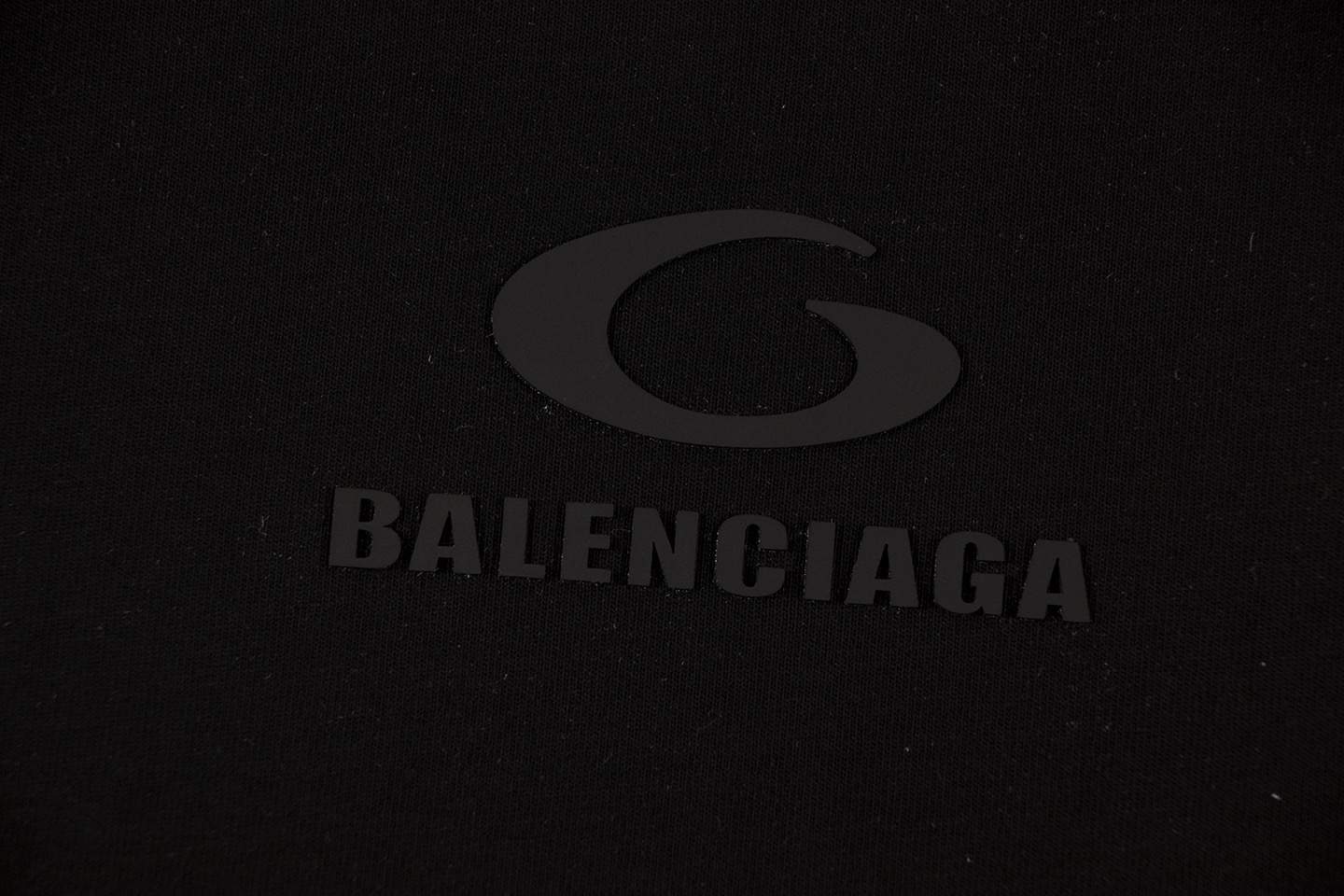 高版本BALENCIAGA/巴黎世家 硅胶字母印花短袖