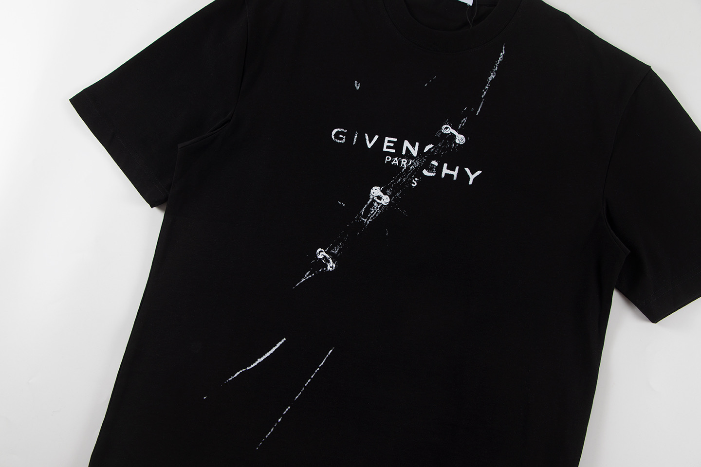 高版本Givenchy/纪梵希 错位字母印花短袖T恤