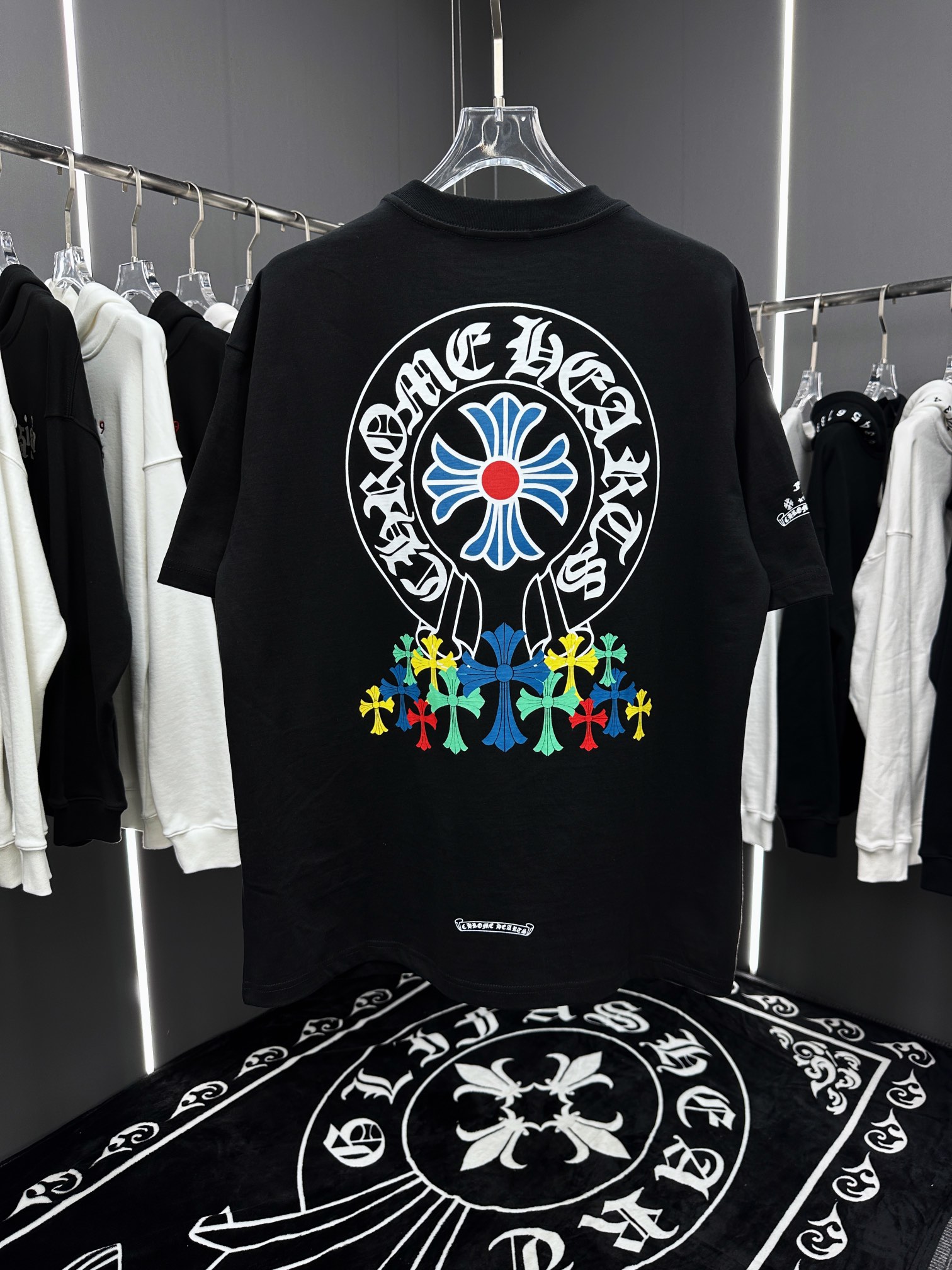 高版本Chrome Hearts 克罗心多彩重叠马蹄十字印花短袖