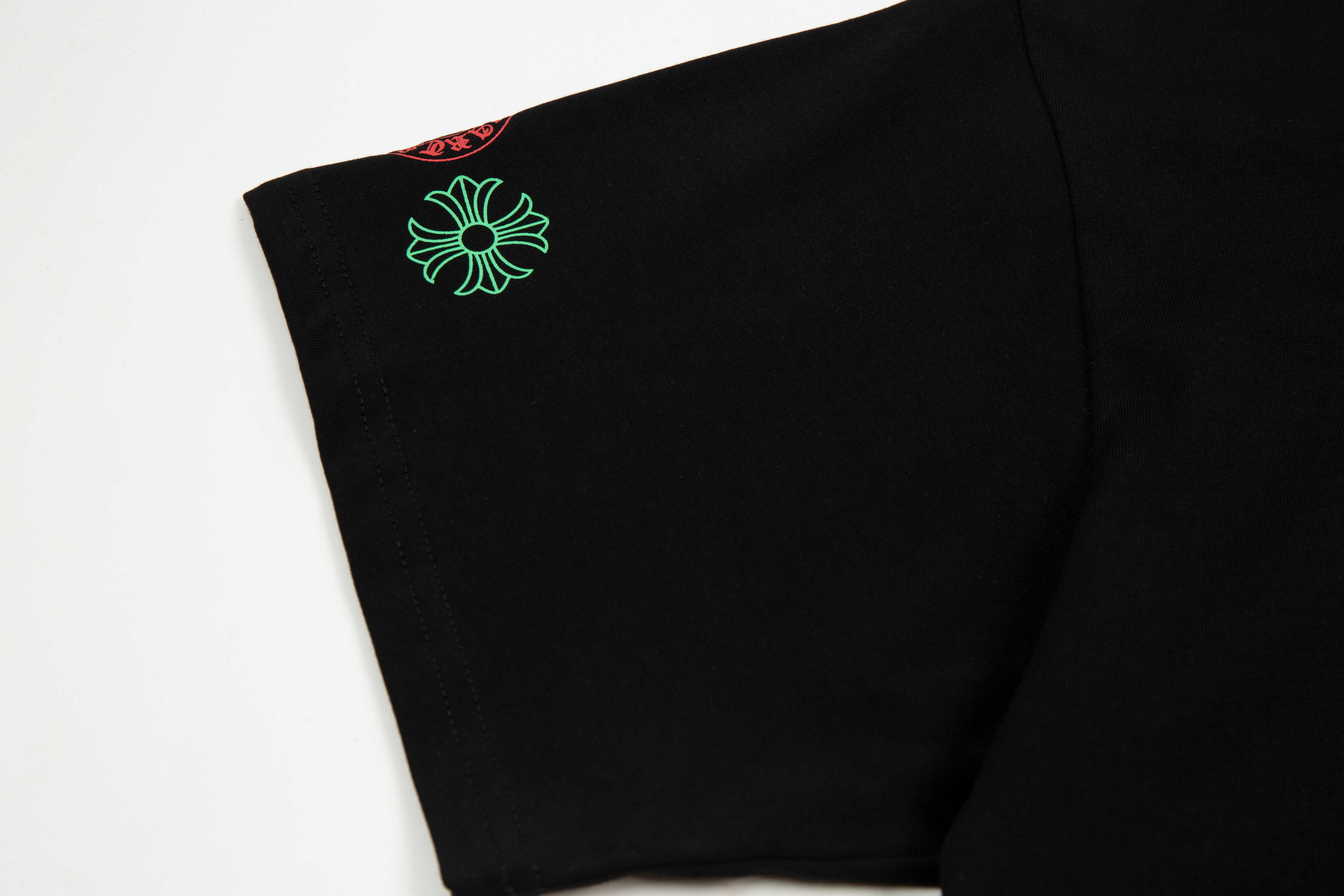 高版本Chrome Hearts 克罗心多彩重叠十字印花短袖