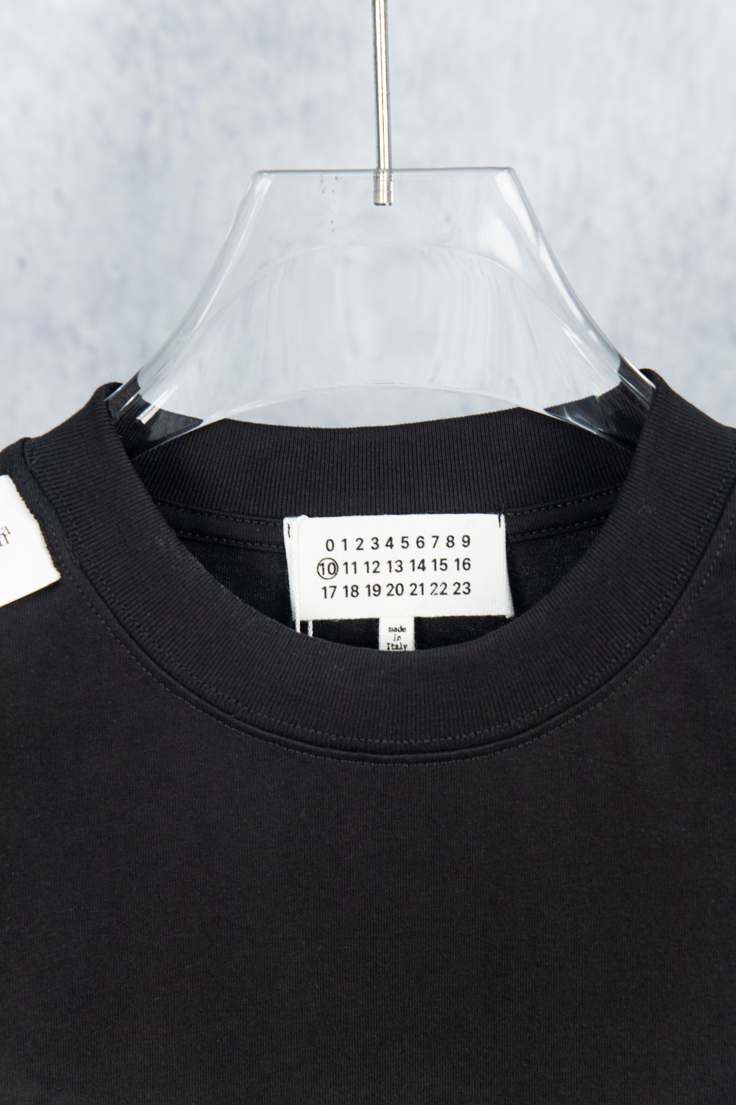 高版本MaisonMargiela/马吉拉 x Tommy Cash联名款刺绣字母短袖