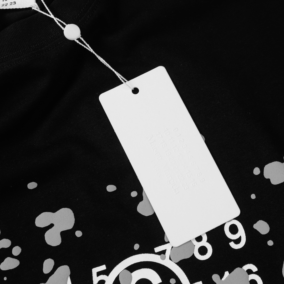 高版本MaisonMargiela/马吉拉 MM6发泡数字印花短袖