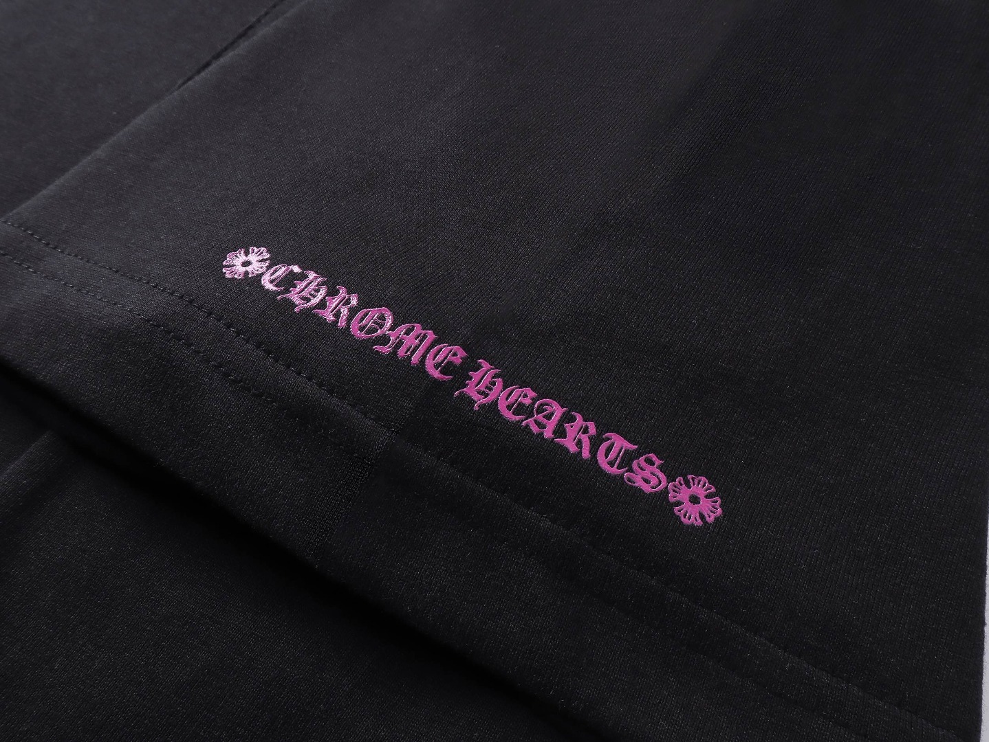 高版本Chrome Hearts克罗心 领口梵文印花短袖