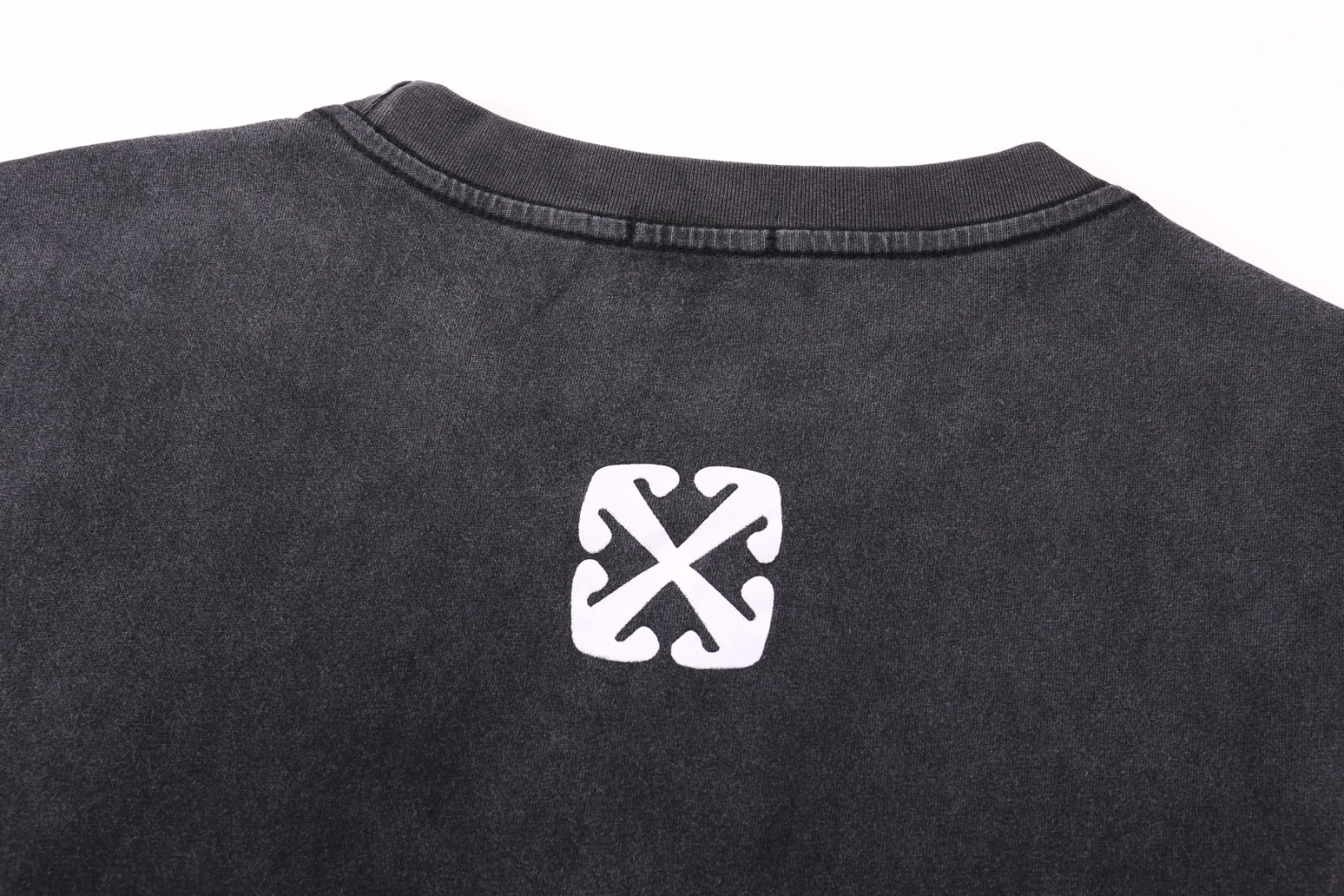 高版本OFF-WHITE 宗教圣母油画印花水洗做旧短袖