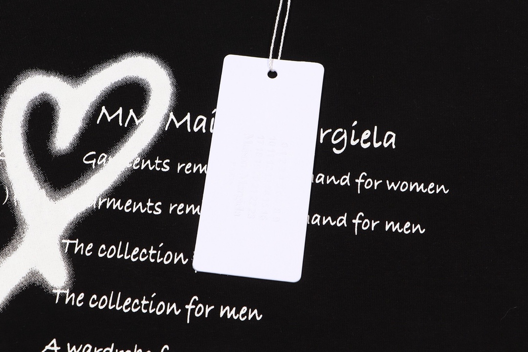 高版本MaisonMargiela/马吉拉 爱心字母短袖