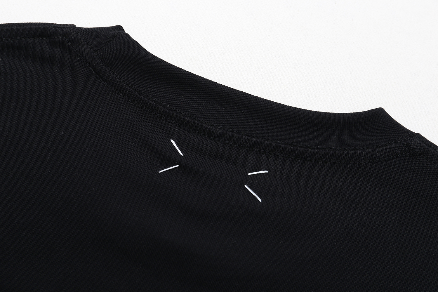 高版本MaisonMargiela/马吉拉 重影数字印花短袖