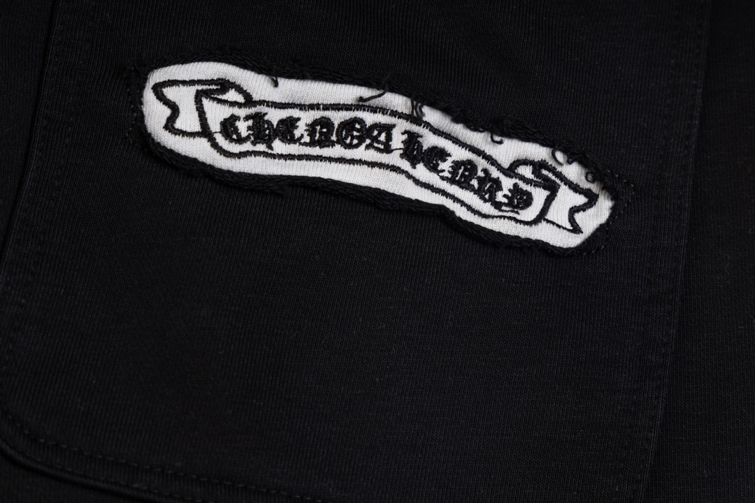 高版本Chrome Hearts克罗心 贴布刺绣梵文十字短裤