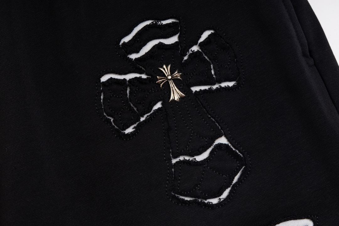 高版本Chrome Hearts克罗心 贴布刺绣梵文十字短裤