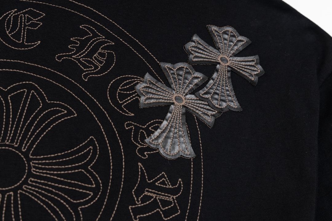 高版本Chrome Hearts克罗心 刺绣皮标马蹄十字短袖