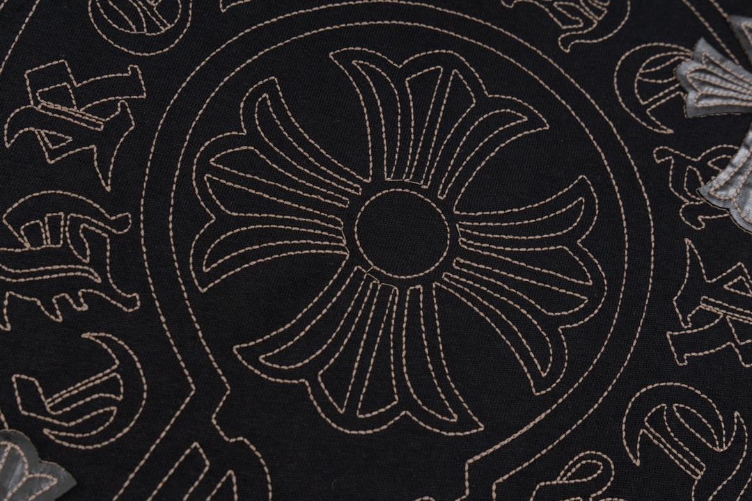 高版本Chrome Hearts克罗心 刺绣皮标马蹄十字短袖