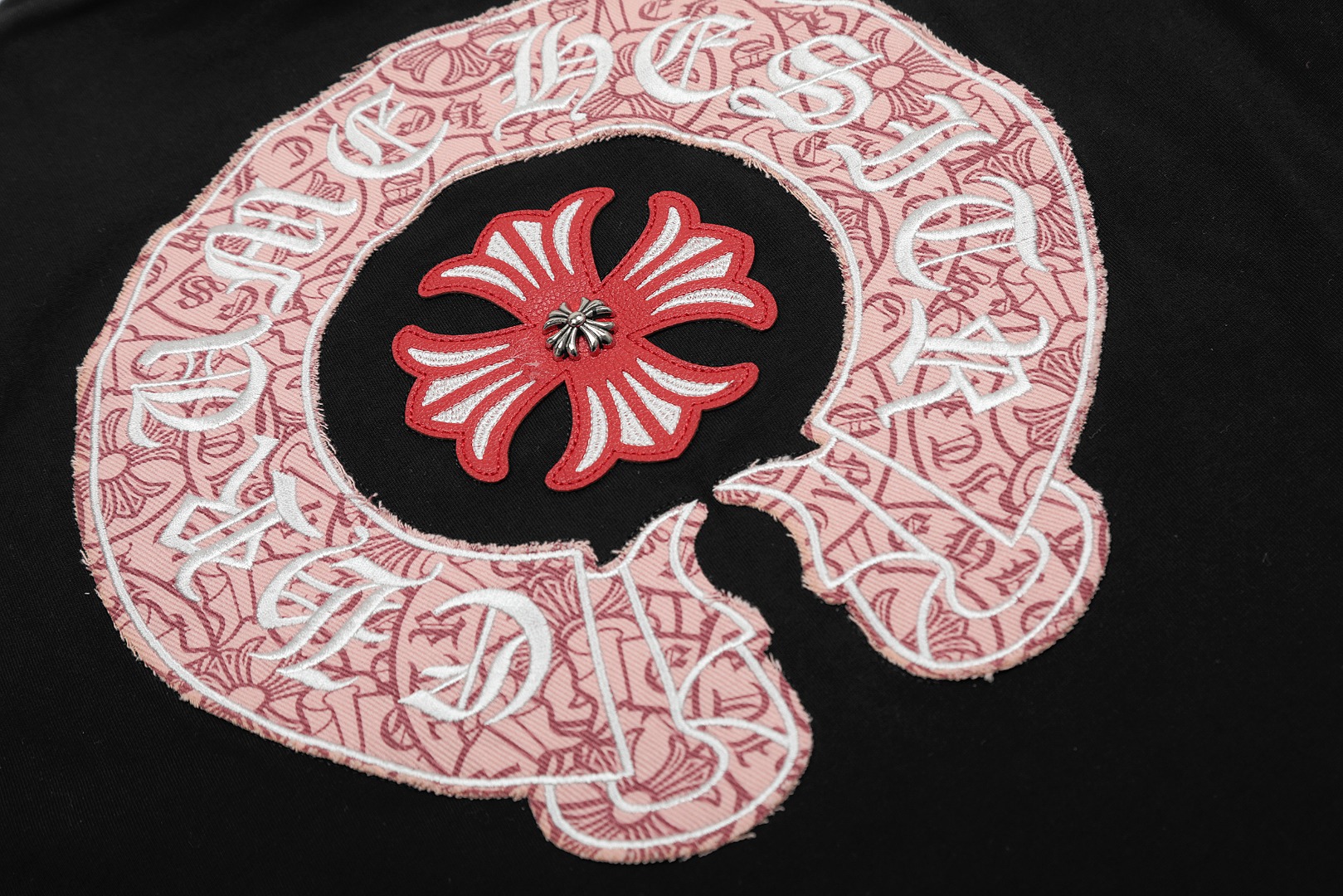 高版本Chrome Hearts克罗心 贴布刺绣马蹄十字短袖