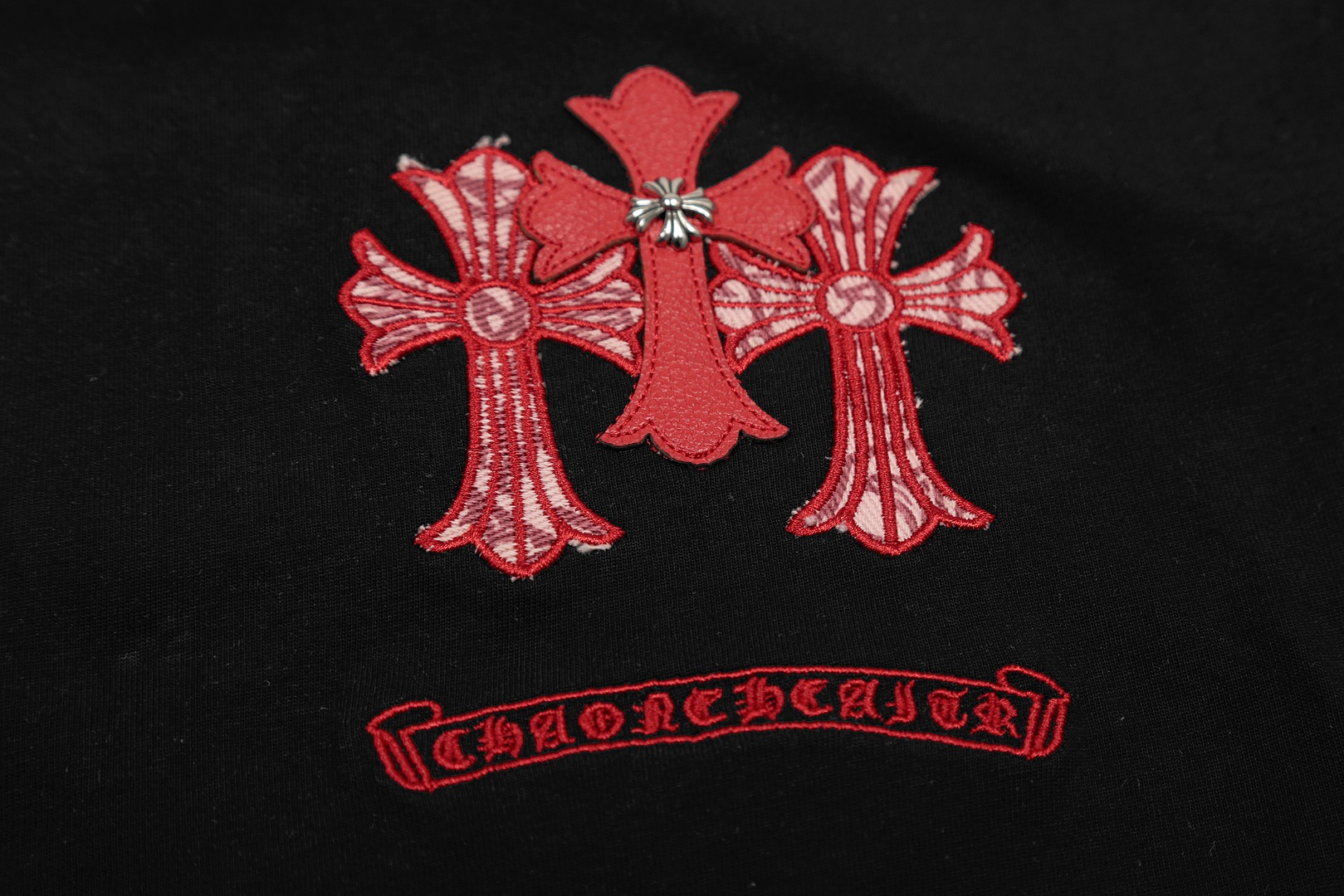 高版本Chrome Hearts克罗心 贴布刺绣马蹄十字短袖