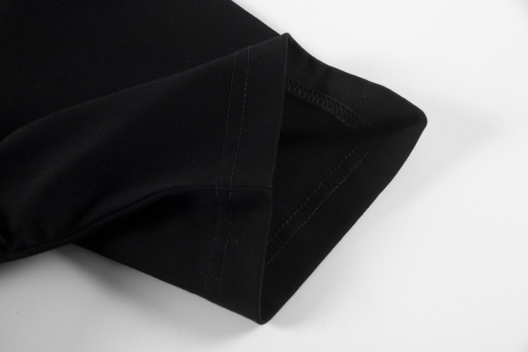 高版本BALENCIAGA/巴黎世家 发泡字母印花短袖