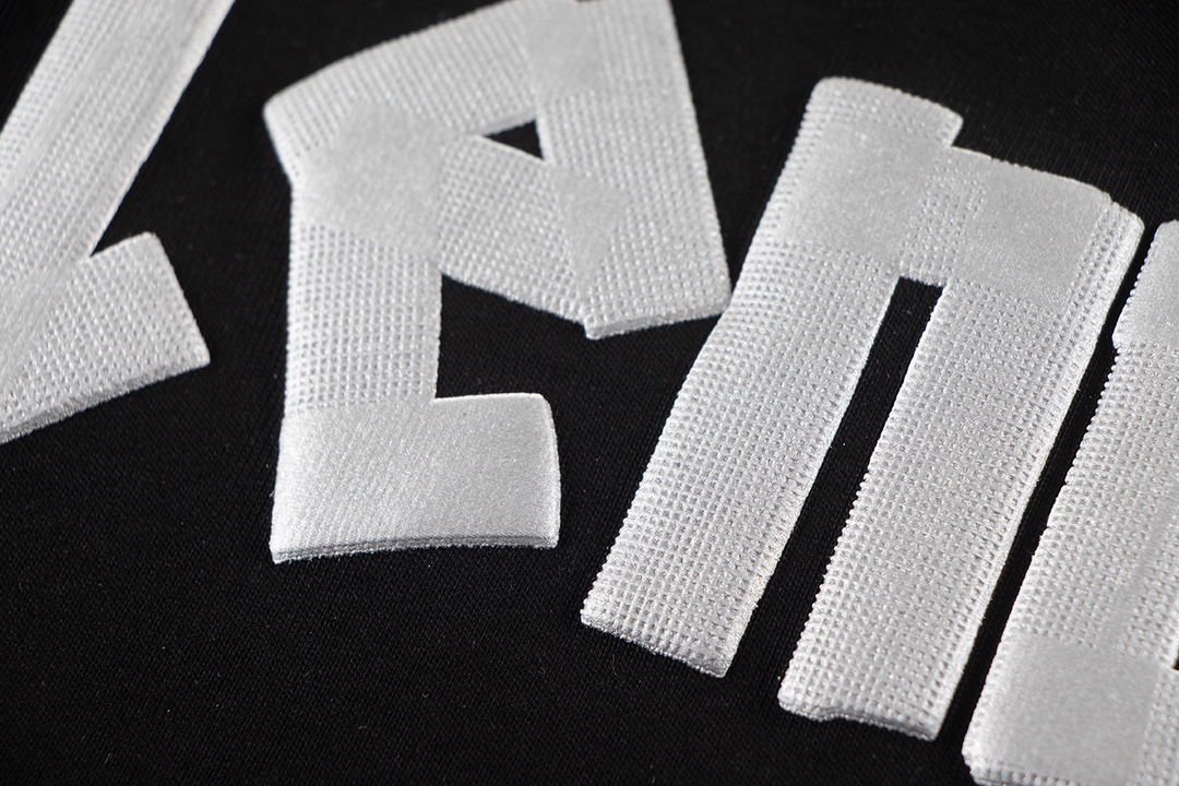 高版本BALENCIAGA/巴黎世家 发泡字母印花短袖