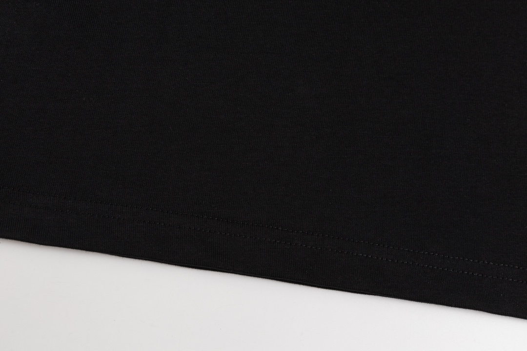 高版本Chrome Hearts克罗心 金属+烫钻十字短袖-Chinese UA Cheap High Quatity Brand Clothes Bags handbags Sneakers wholesale wholesaler seller from China Factory suppliers Fashion Clothing Shoes best Quality Beautiful Price 高版本Chrome Hearts克罗心 金属+烫钻十字短袖