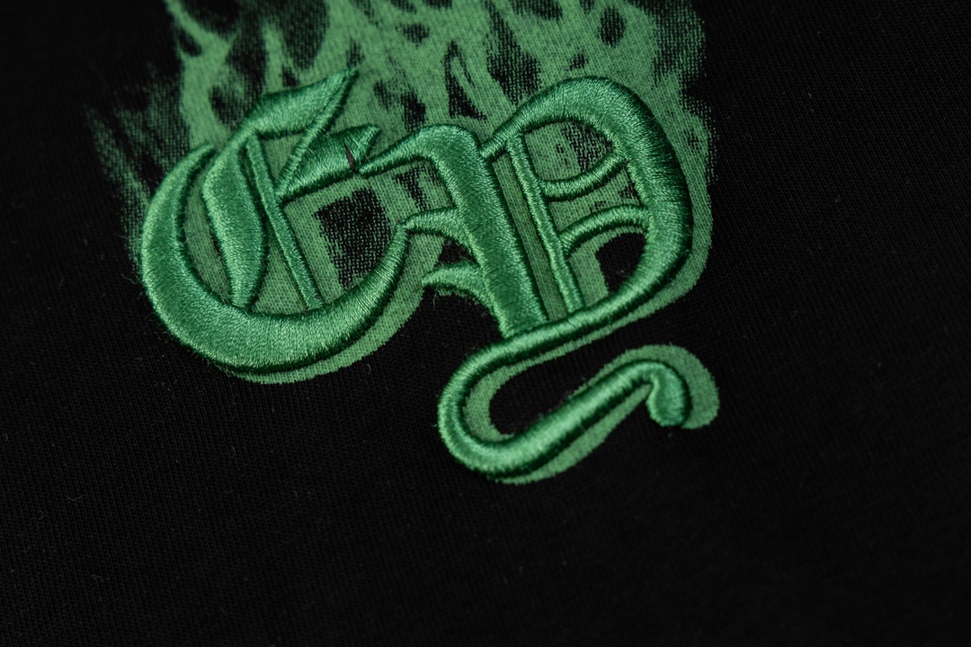 高版本Chrome Hearts克罗心 幻影梵文重工刺绣短袖-Chinese UA Cheap High Quatity Brand Clothes Bags handbags Sneakers wholesale wholesaler seller from China Factory suppliers Fashion Clothing Shoes best Quality Beautiful Price 高版本Chrome Hearts克罗心 幻影梵文重工刺绣短袖