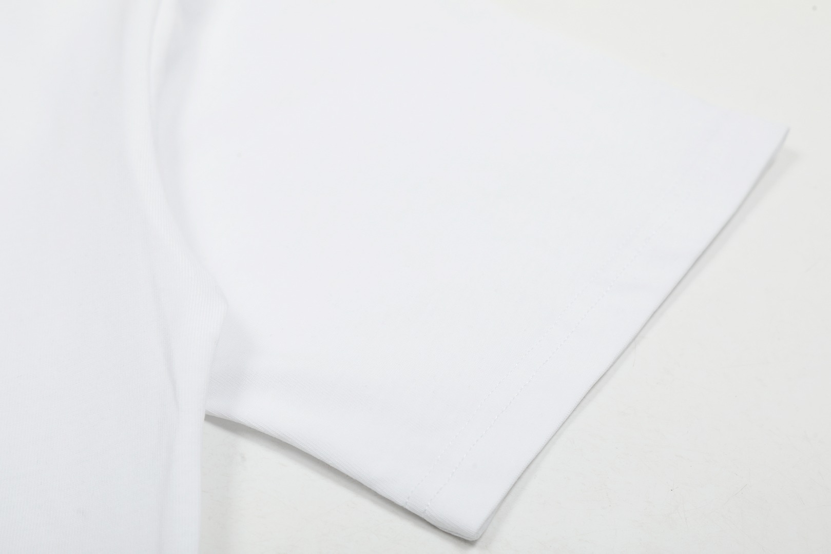 高版本Chrome Hearts克罗心 梵文十字大翅膀发泡印花短袖-Chinese UA Cheap High Quatity Brand Clothes Bags handbags Sneakers wholesale wholesaler seller from China Factory suppliers Fashion Clothing Shoes best Quality Beautiful Price 高版本Chrome Hearts克罗心 梵文十字大翅膀发泡印花短袖