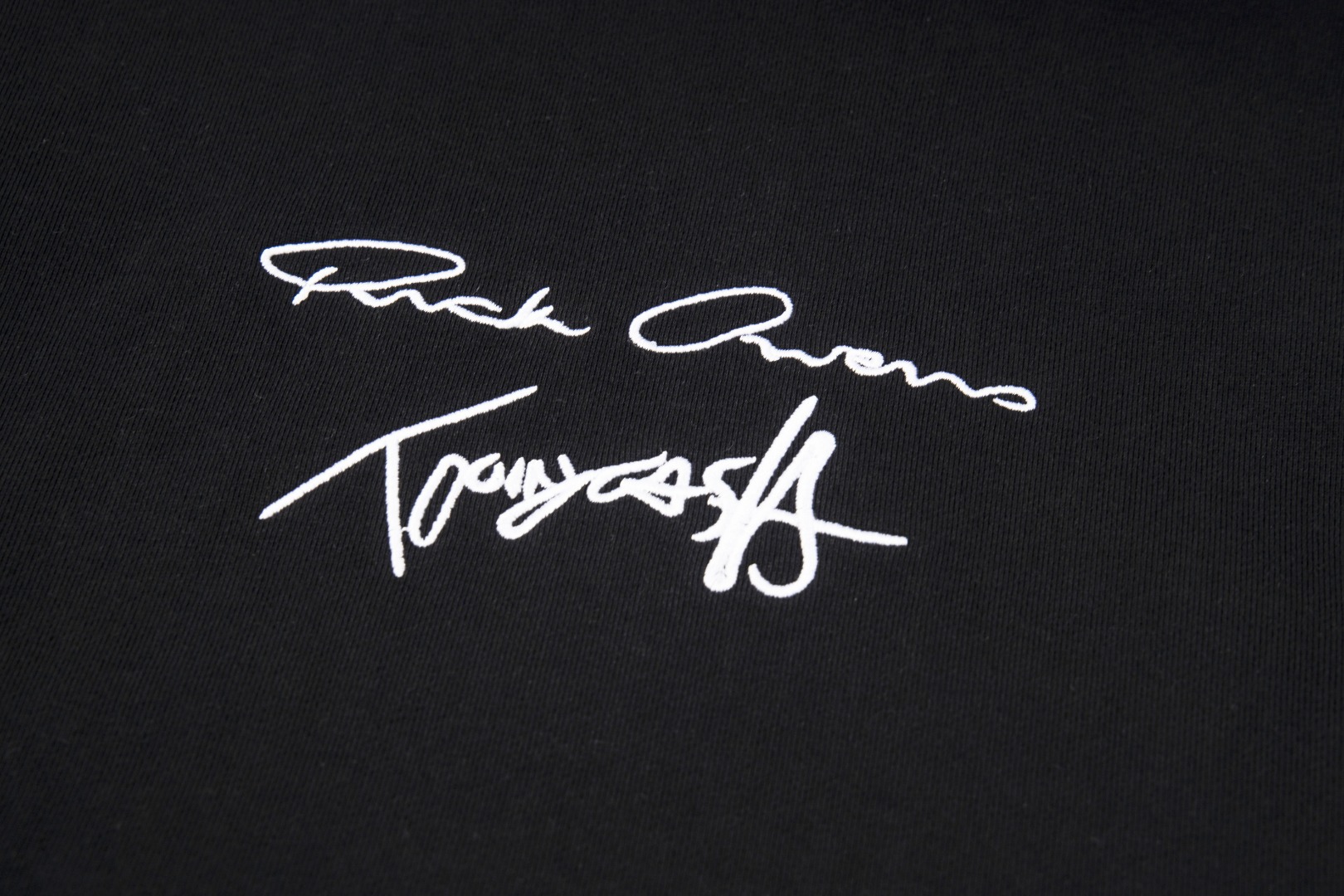 高版本MaisonMargiela/马吉拉 x Tommy Cash联名款刺绣字母连帽卫衣