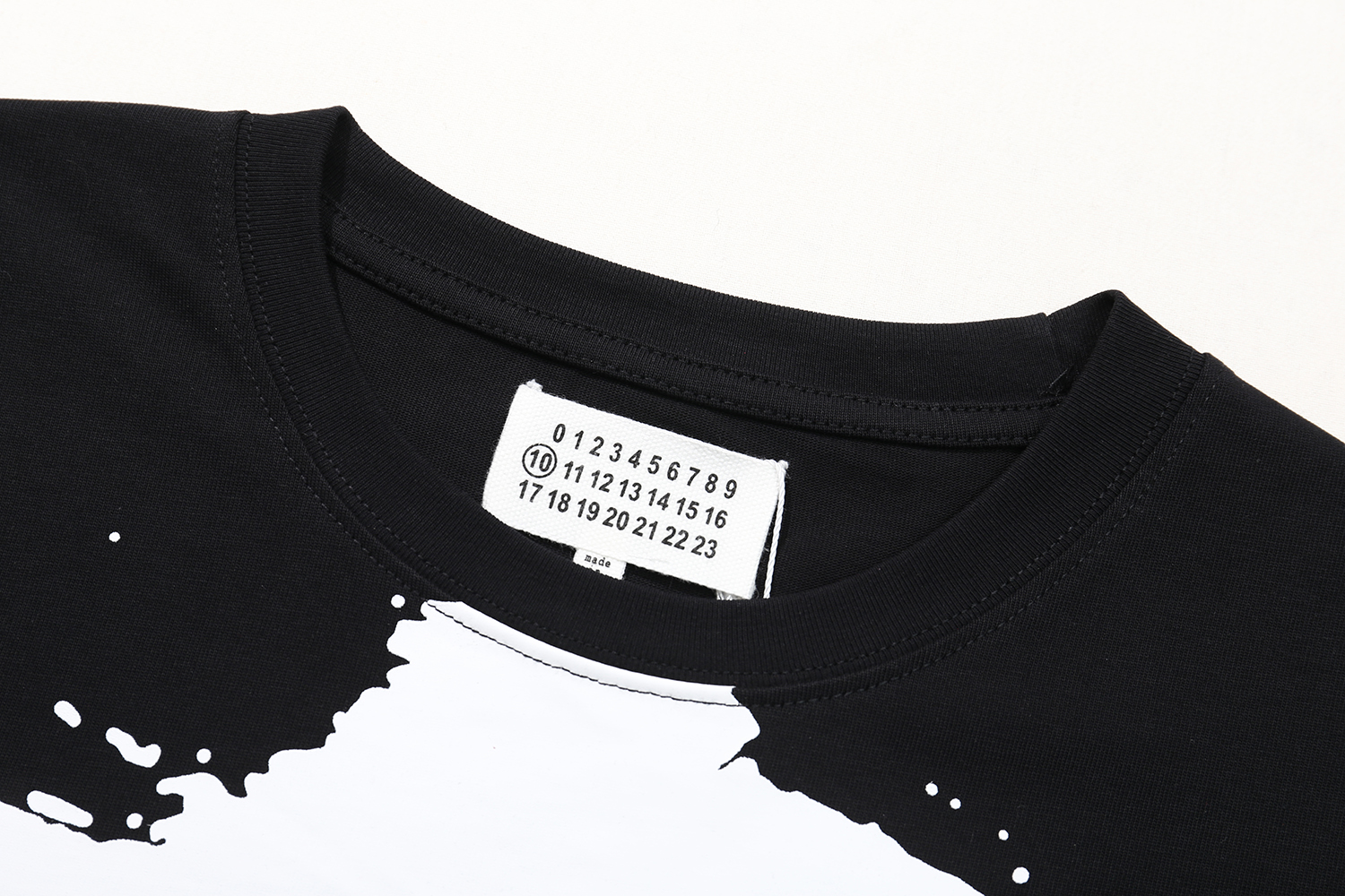 高版本MaisonMargiela/马吉拉 黑白泼墨涂鸦短袖