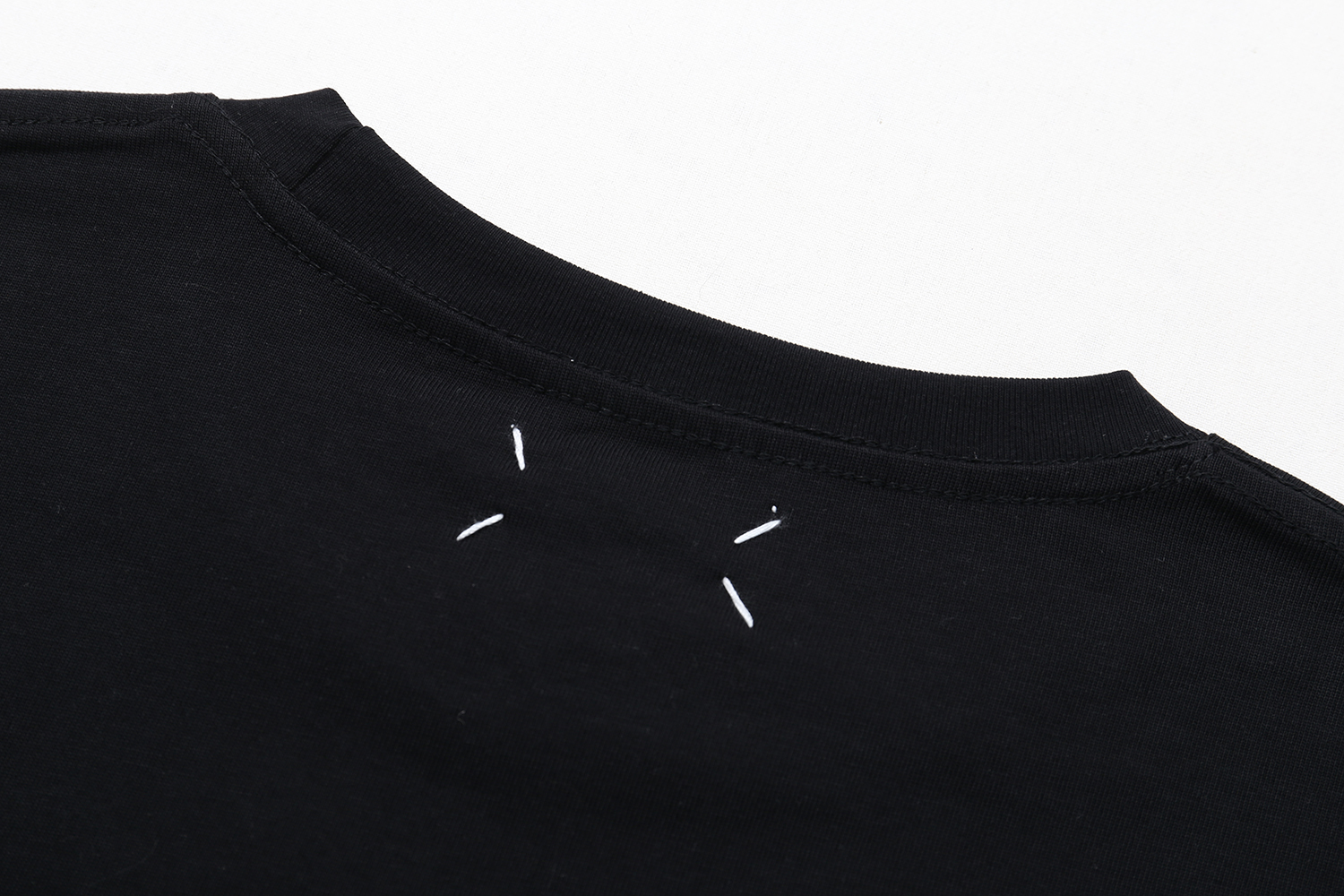 高版本MaisonMargiela/马吉拉 黑白泼墨涂鸦短袖