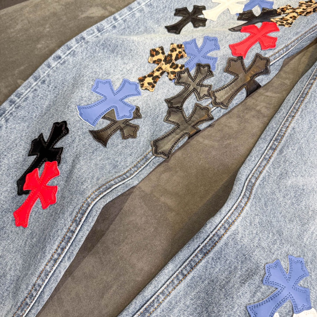高版本Chrome hearts克罗心 牛王多彩皮标十字做旧牛仔裤