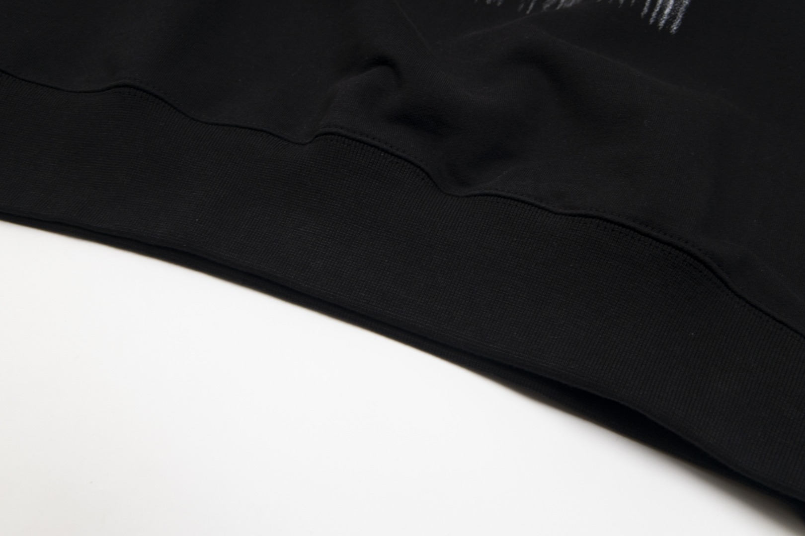 高版本MaisonMargiela/马吉拉 重影数字印花连帽卫衣