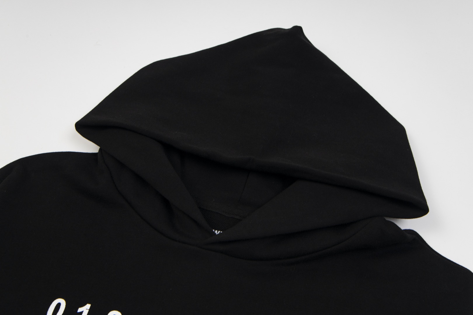 高版本MaisonMargiela/马吉拉 重影数字印花连帽卫衣