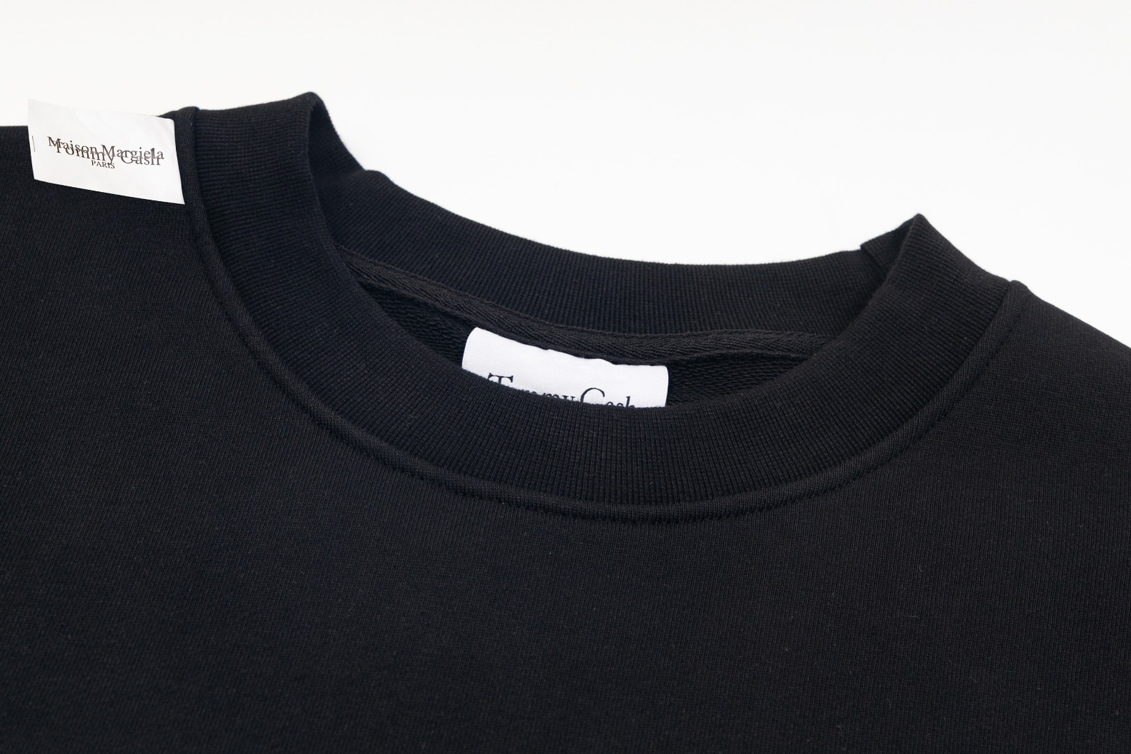 高版本MaisonMargiela/马吉拉 x Tommy Cash联名刺绣字母圆领卫衣