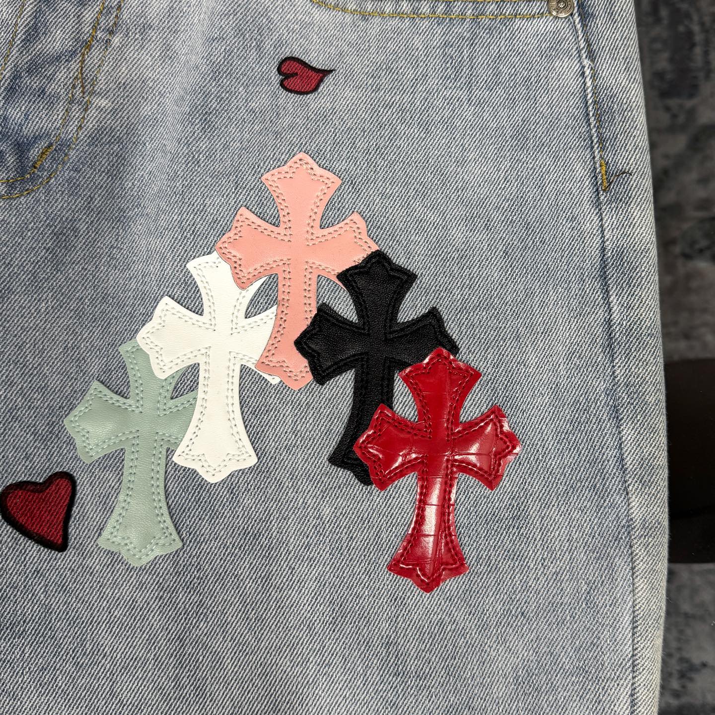 高版本Chrome hearts克罗心 搞怪涂鸦水洗做旧牛仔裤