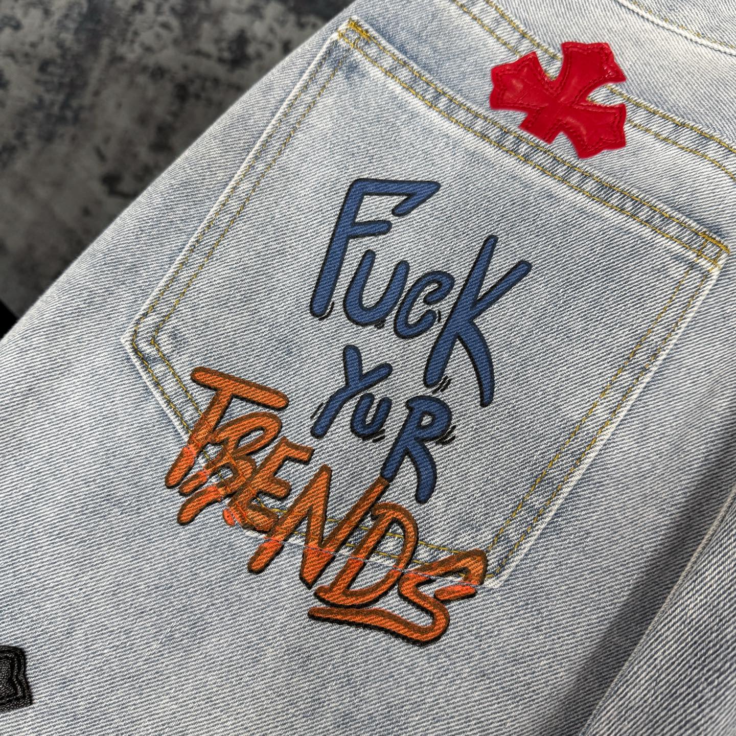 高版本Chrome hearts克罗心 搞怪涂鸦水洗做旧牛仔裤