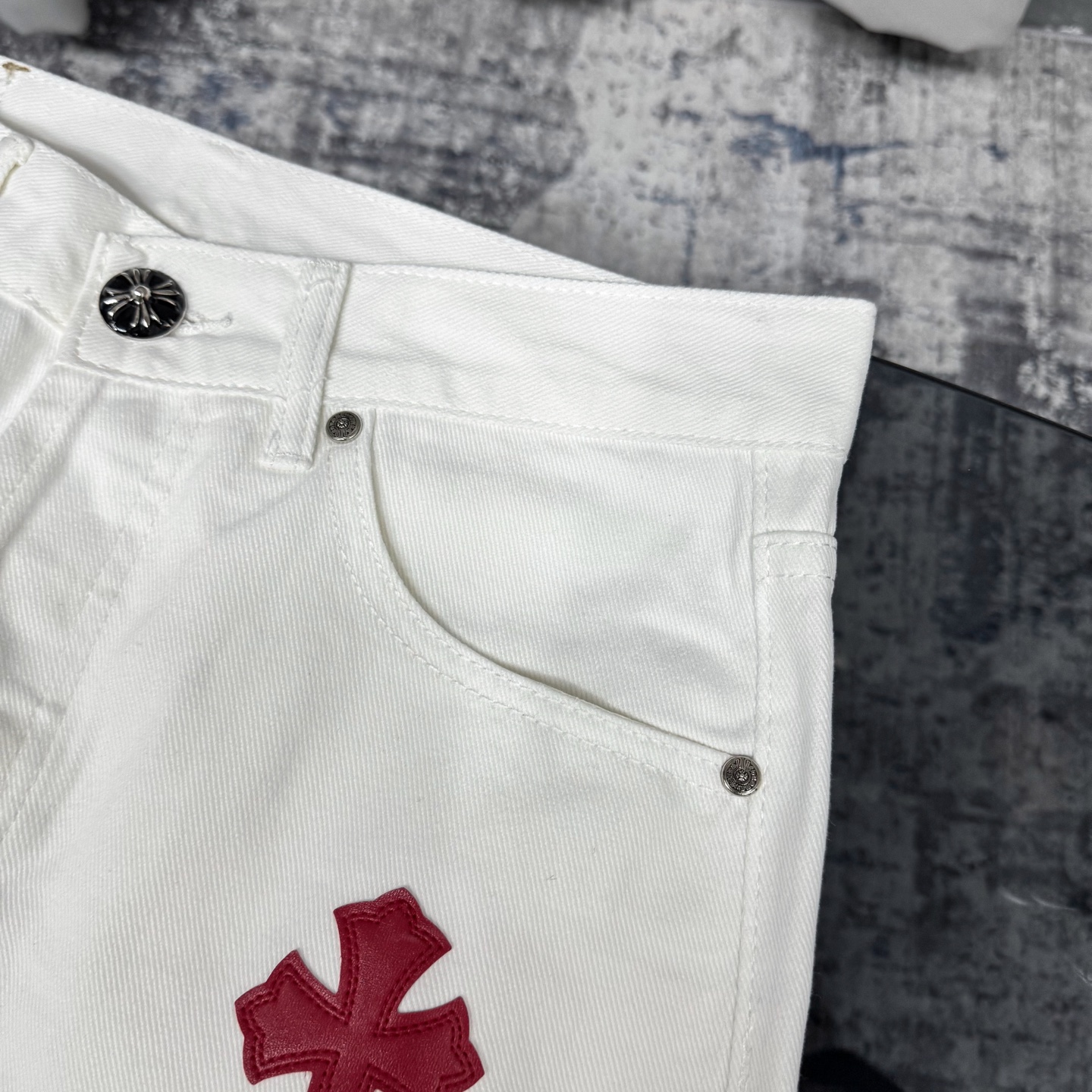 高版本Chrome Hearts克罗心 迈阿密限定粉皮标十字牛仔裤