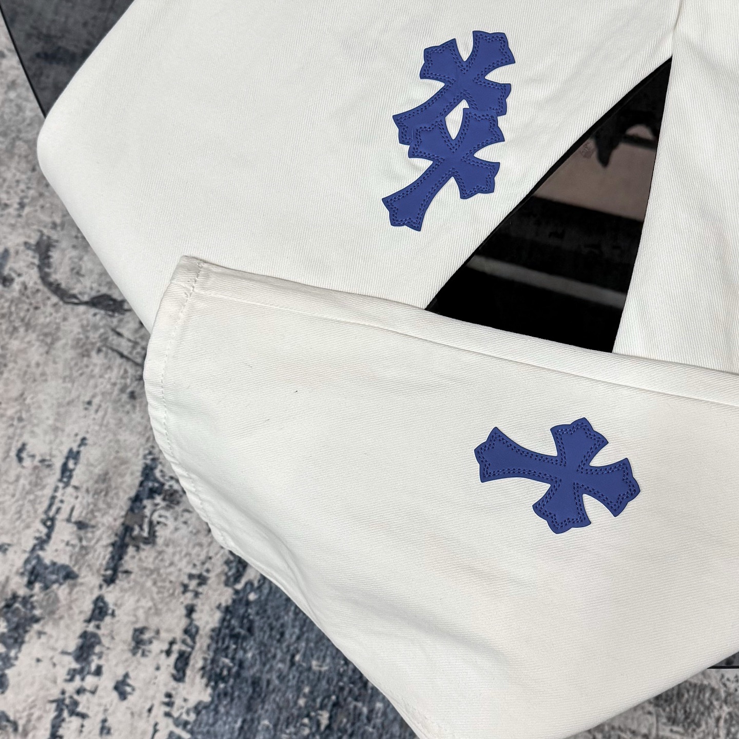 高版本Chrome Hearts克罗心 迈阿密限定蓝皮标十字牛仔裤