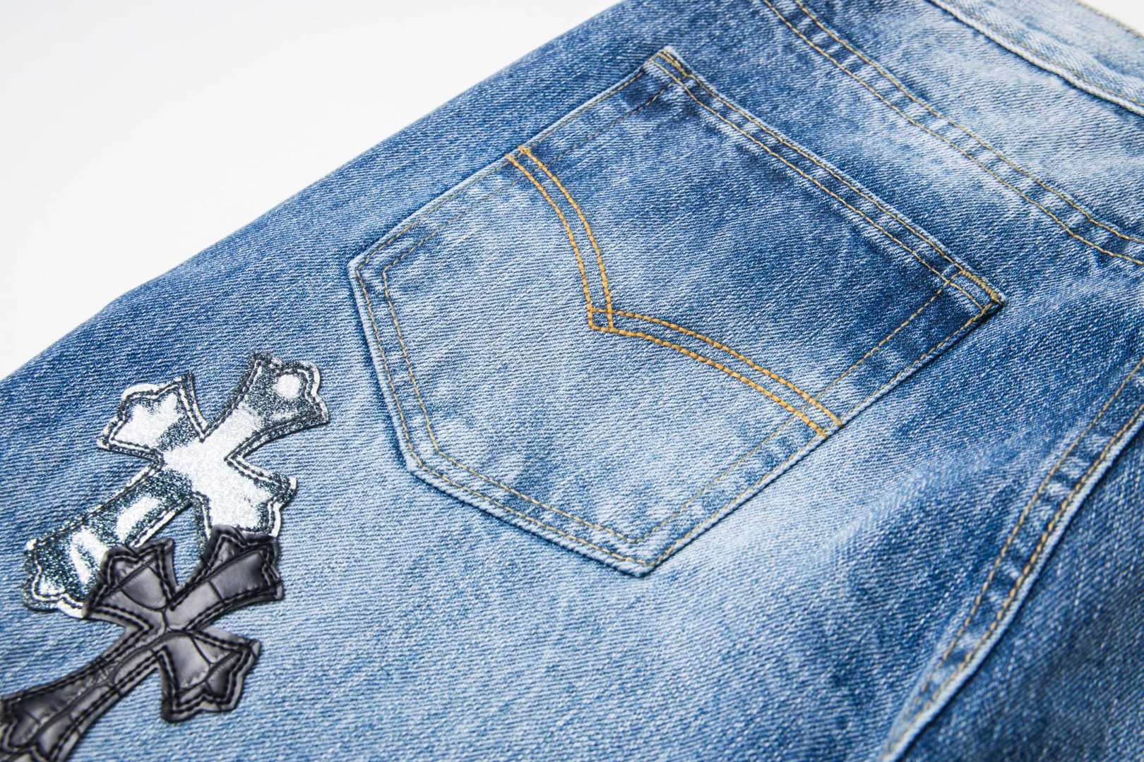 高版本Chrome Hearts克罗心 星空皮标十字水洗做旧牛仔裤